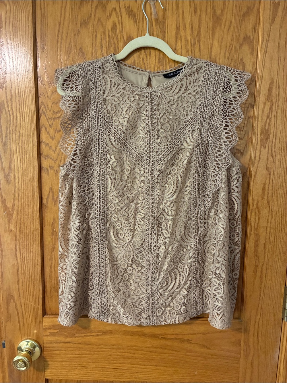 Cable & Gauge Taupe Crochet Lace Flutter Sleeve Top
